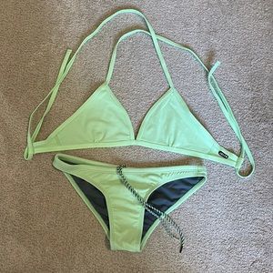 Jolyn Triangle Top & Europe Bottom / Mint